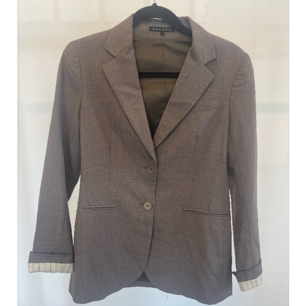 Theory Tailored Light Gray Blazer – Size 4